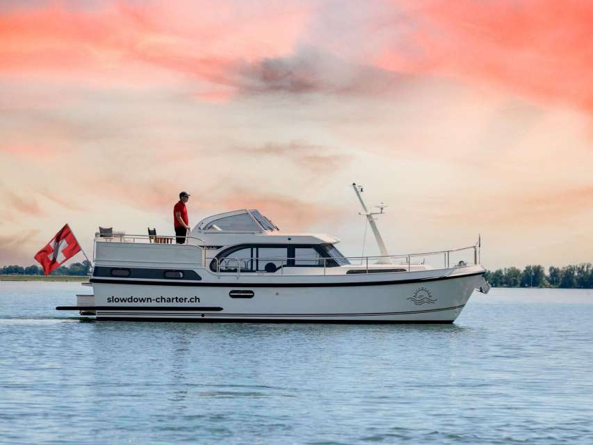 SlowDown Motoryacht